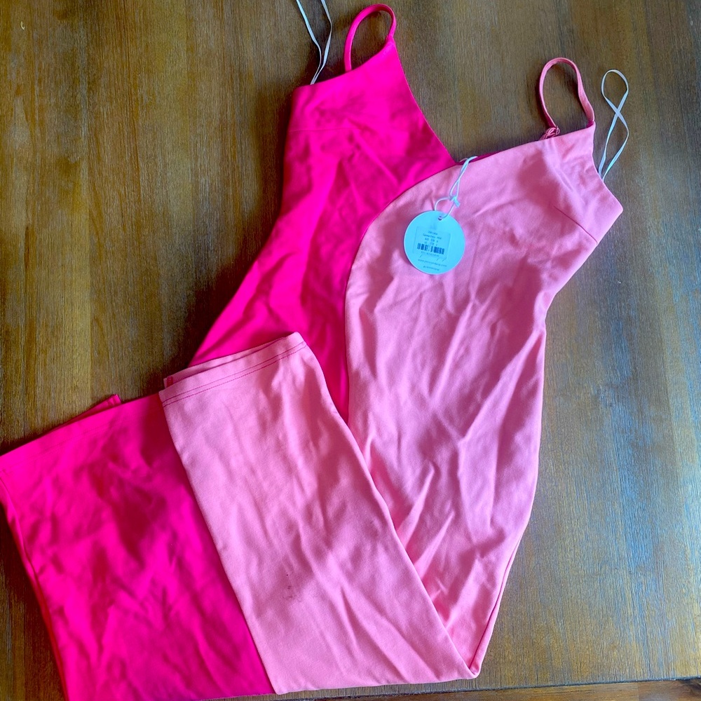 Petal and Pup midi Bodycon swirl pink dress